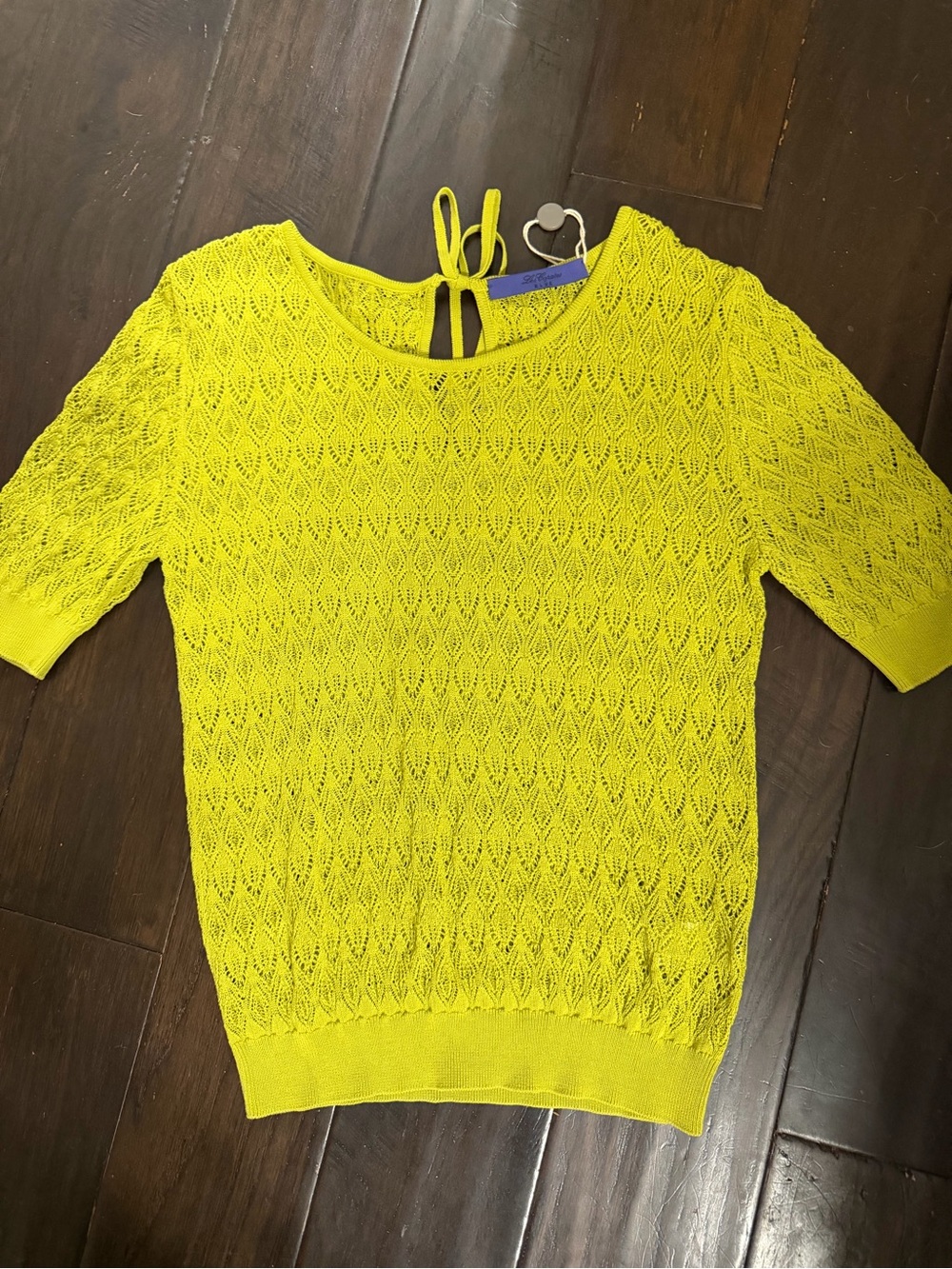 Lime green size 44 Les Copains open knit crochet top NWT
